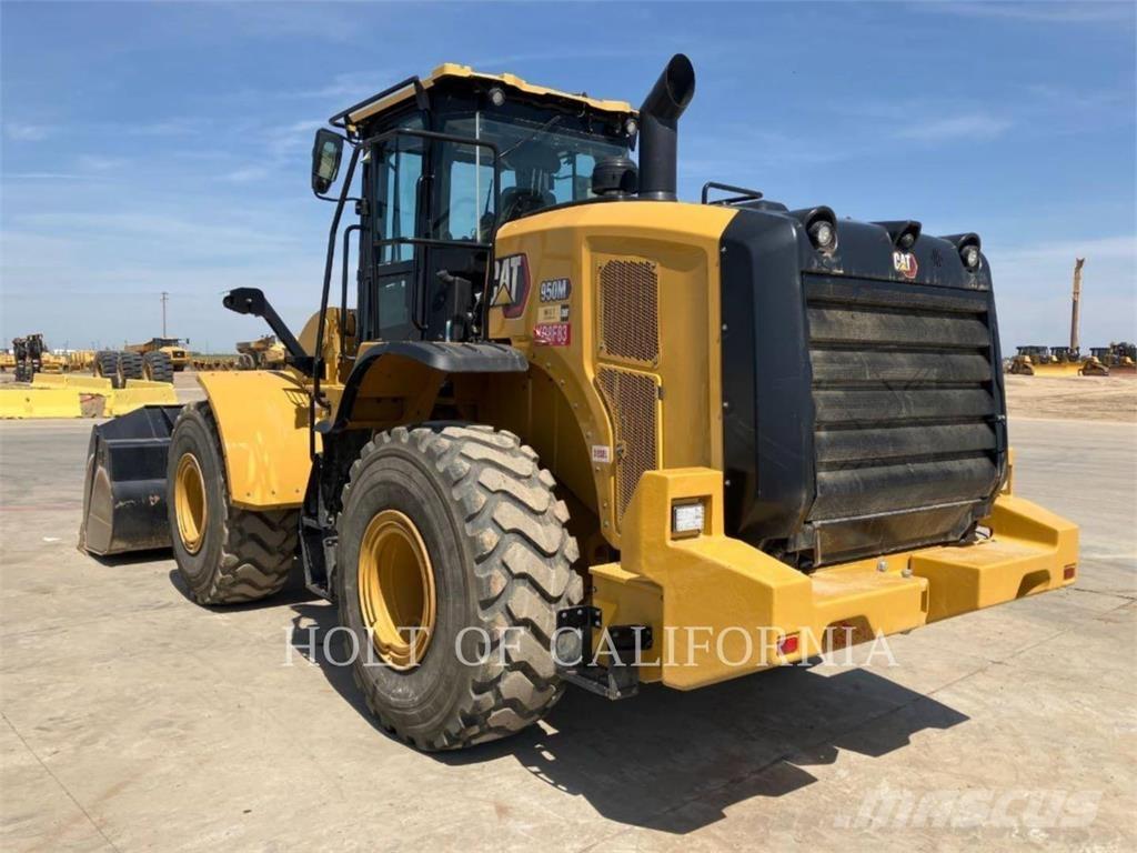 CAT 950M Chargeuse sur pneus