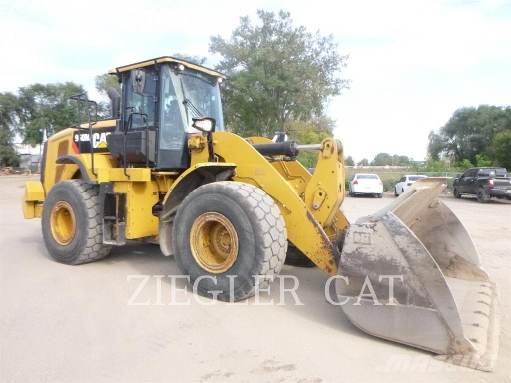 CAT 950M Chargeuse sur pneus