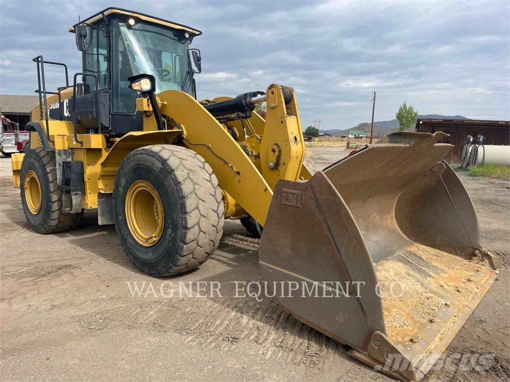 CAT 950M Chargeuse sur pneus