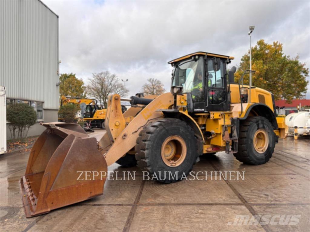 CAT 950M Chargeuse sur pneus