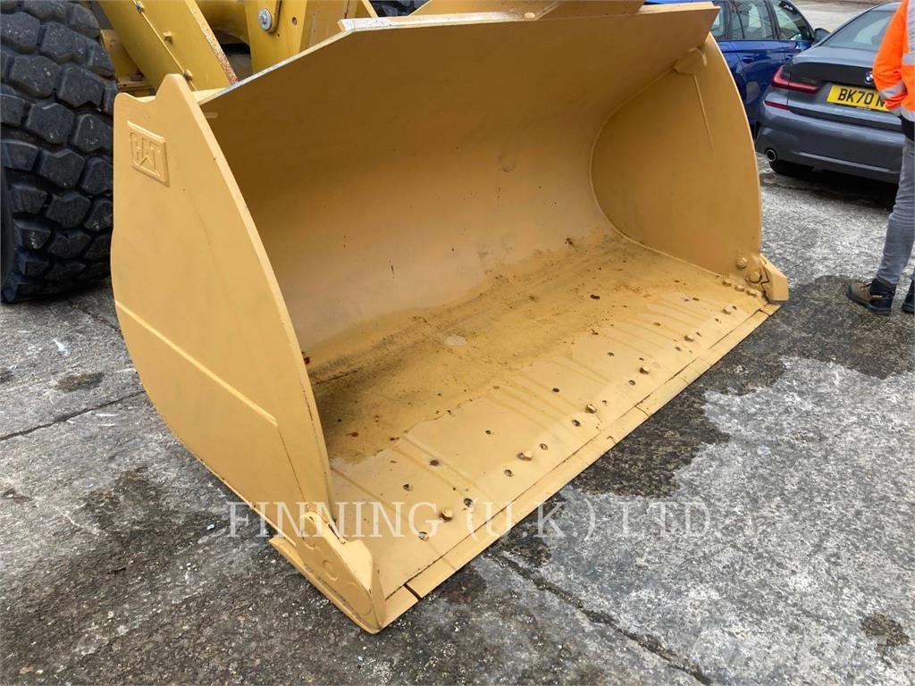 CAT 950M Chargeuse sur pneus