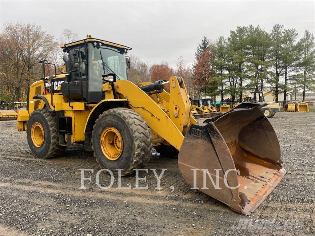 CAT 950M Chargeuse sur pneus