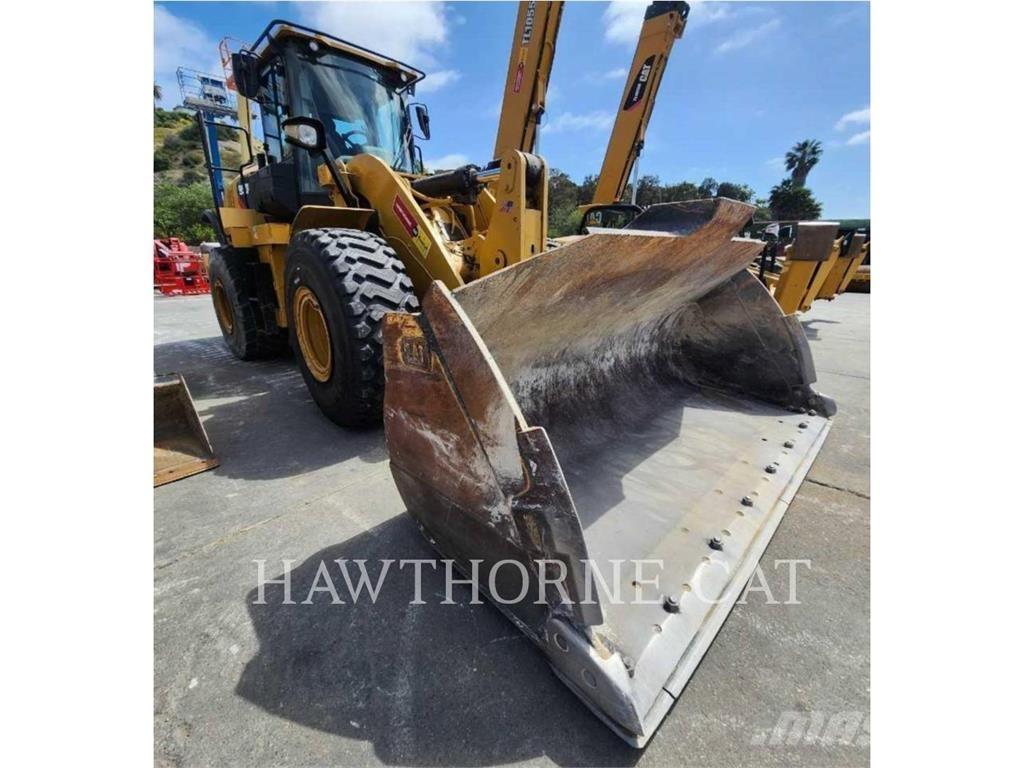 CAT 950M Chargeuse sur pneus