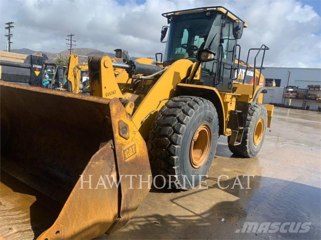 CAT 950M Chargeuse sur pneus