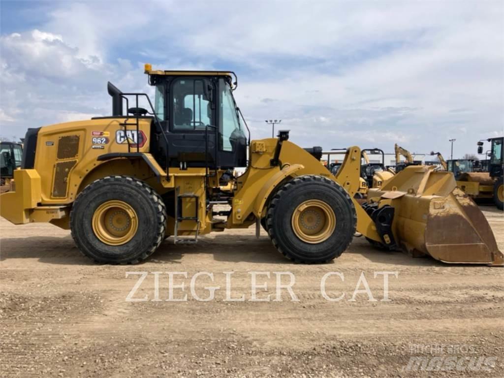 CAT 962 Chargeuse sur pneus