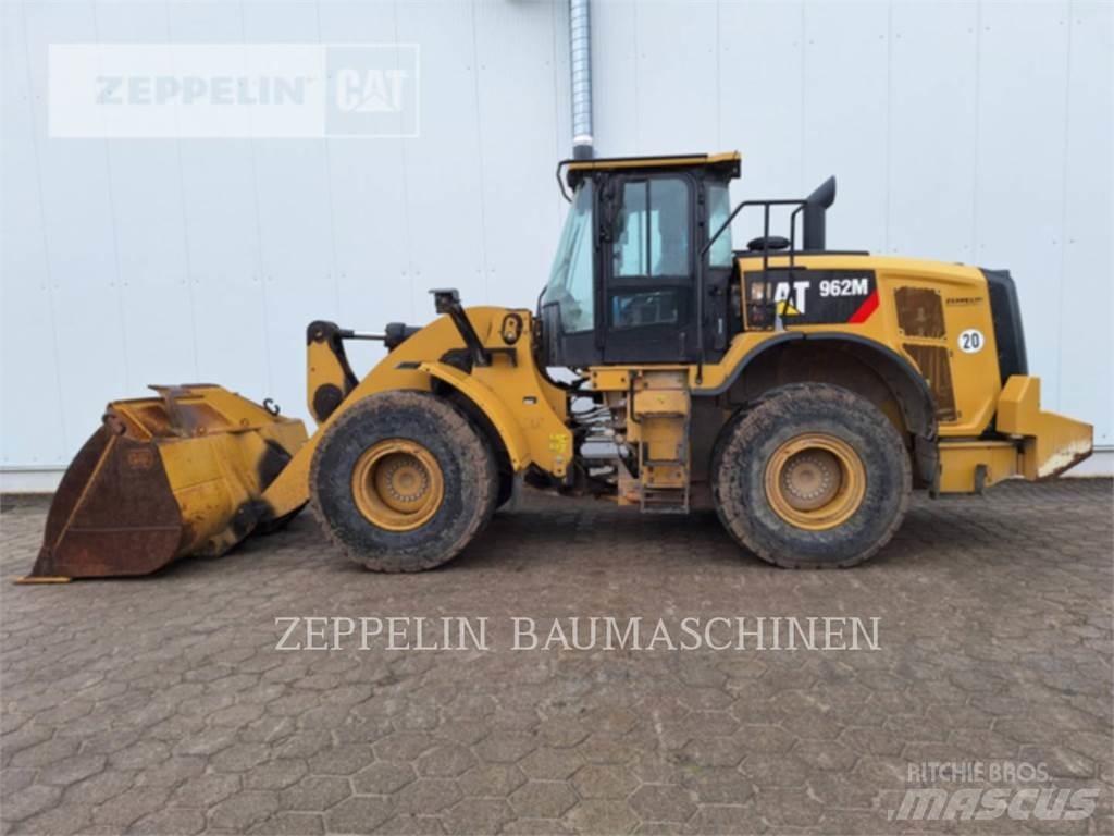 CAT 962M Chargeuse sur pneus