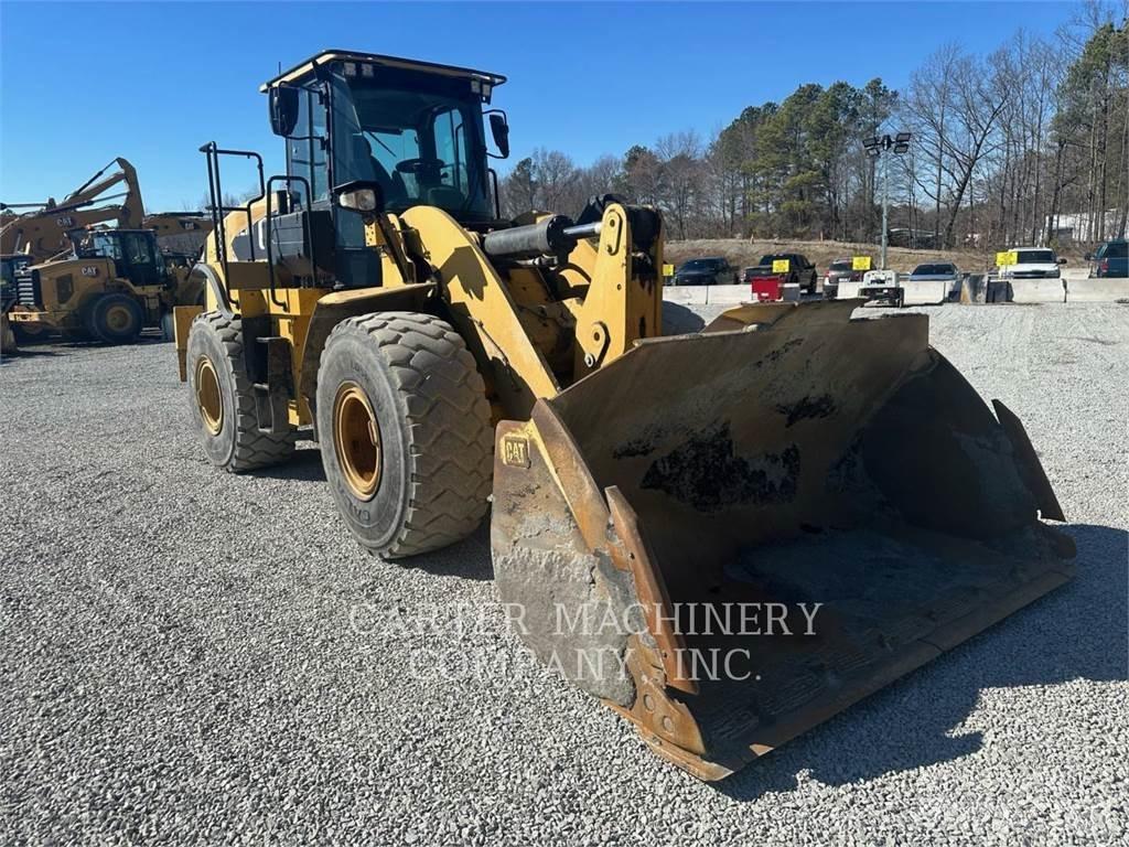 CAT 962M Chargeuse sur pneus