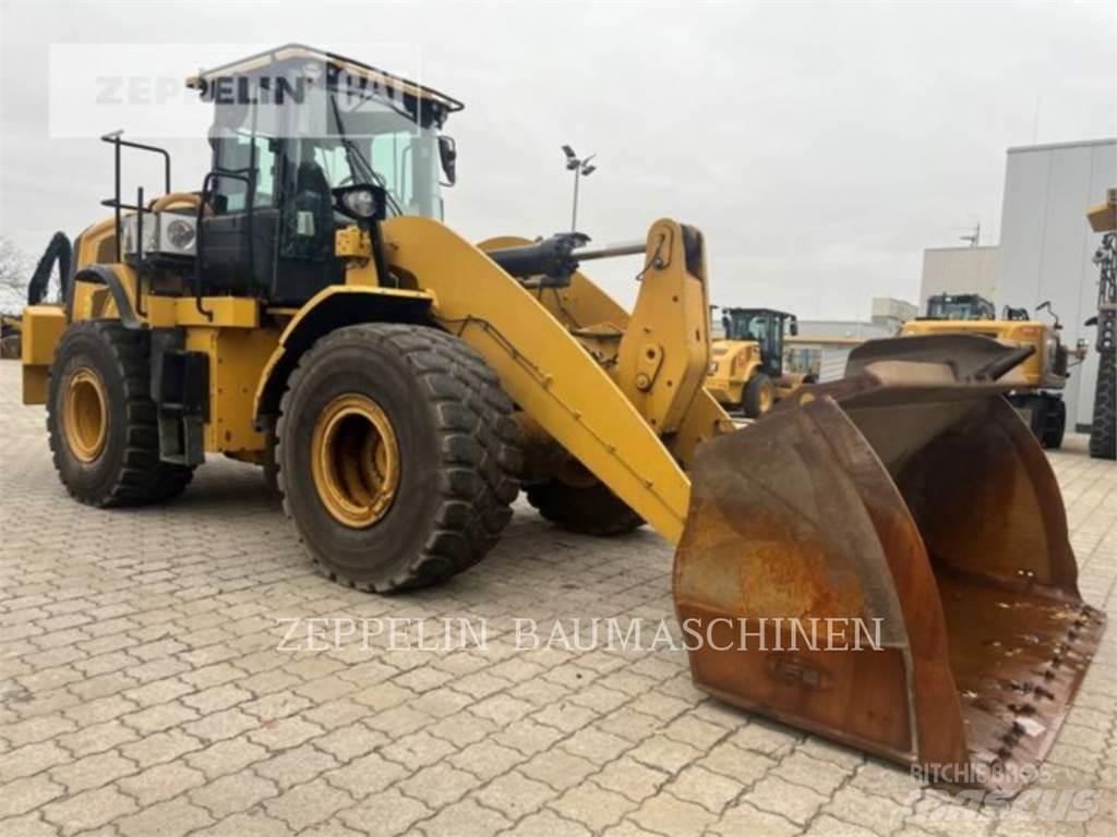 CAT 962M Chargeuse sur pneus