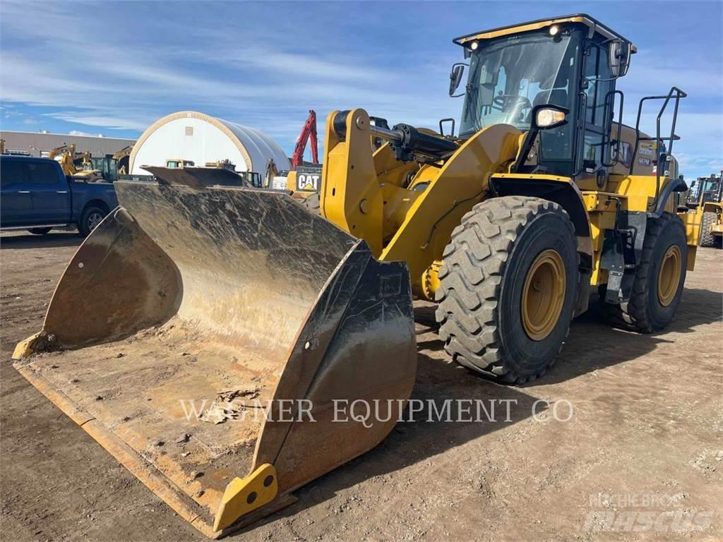 CAT 962M Chargeuse sur pneus