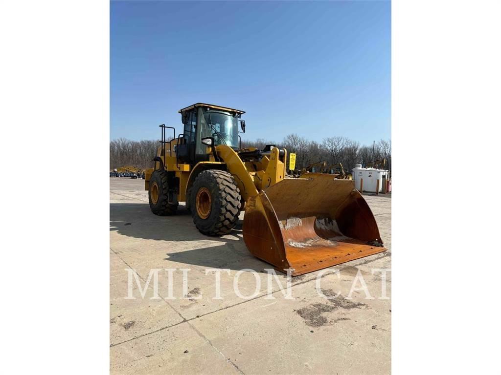 CAT 962M Chargeuse sur pneus
