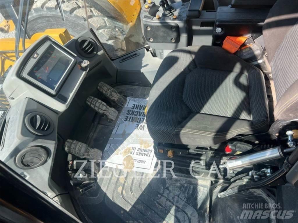 CAT 962M Chargeuse sur pneus