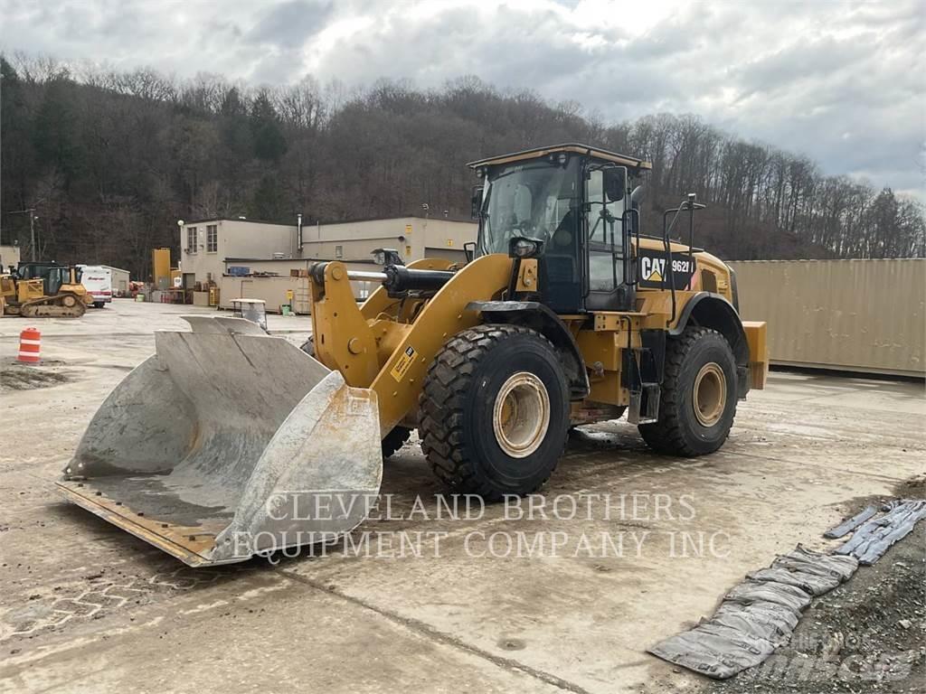 CAT 962M Chargeuse sur pneus