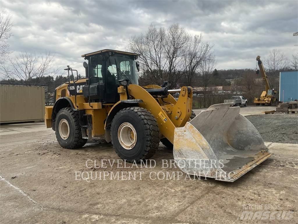 CAT 962M Chargeuse sur pneus
