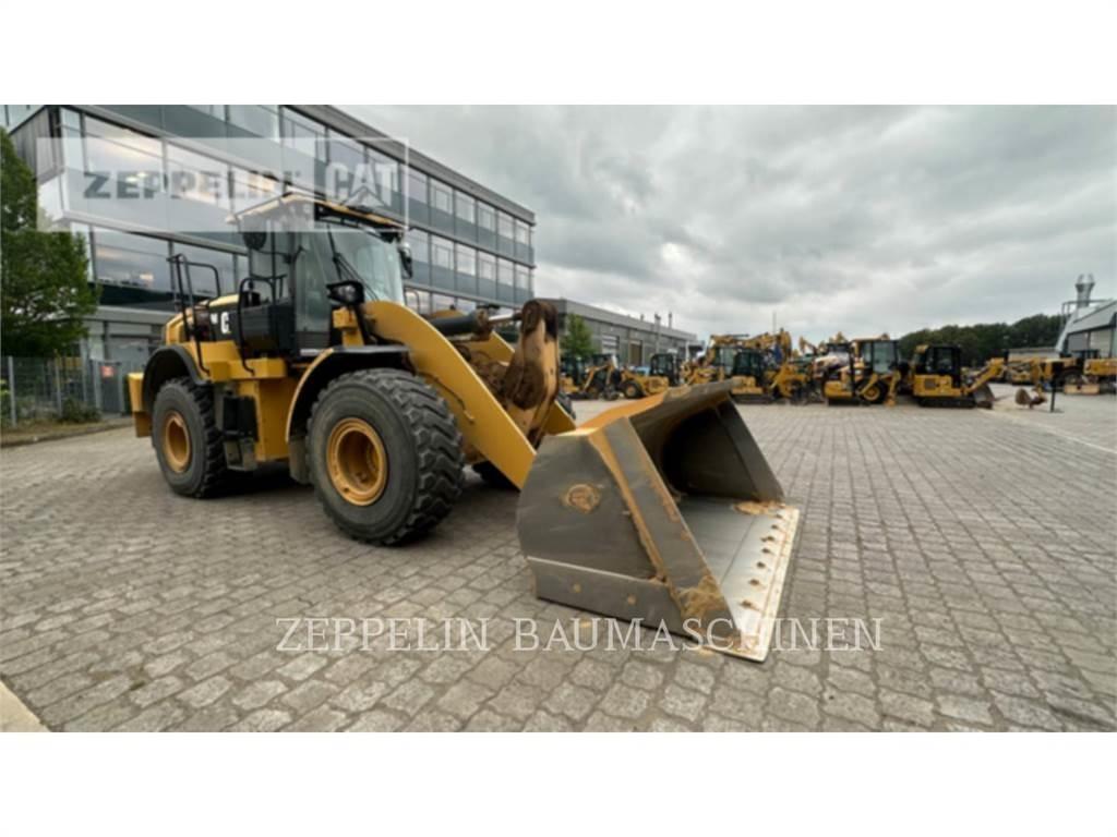 CAT 962M Chargeuse sur pneus