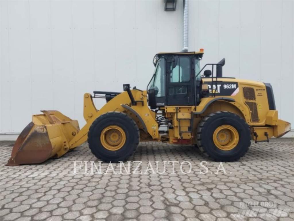 CAT 962M Chargeuse sur pneus