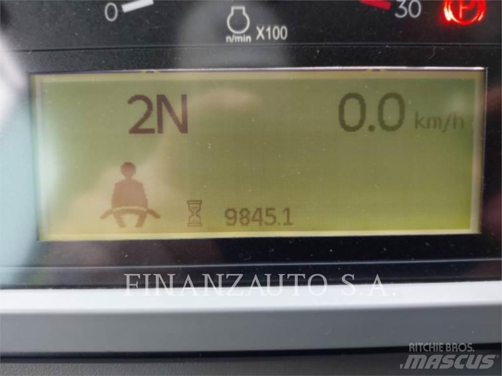 CAT 962M Chargeuse sur pneus