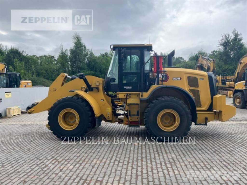 CAT 962M Chargeuse sur pneus