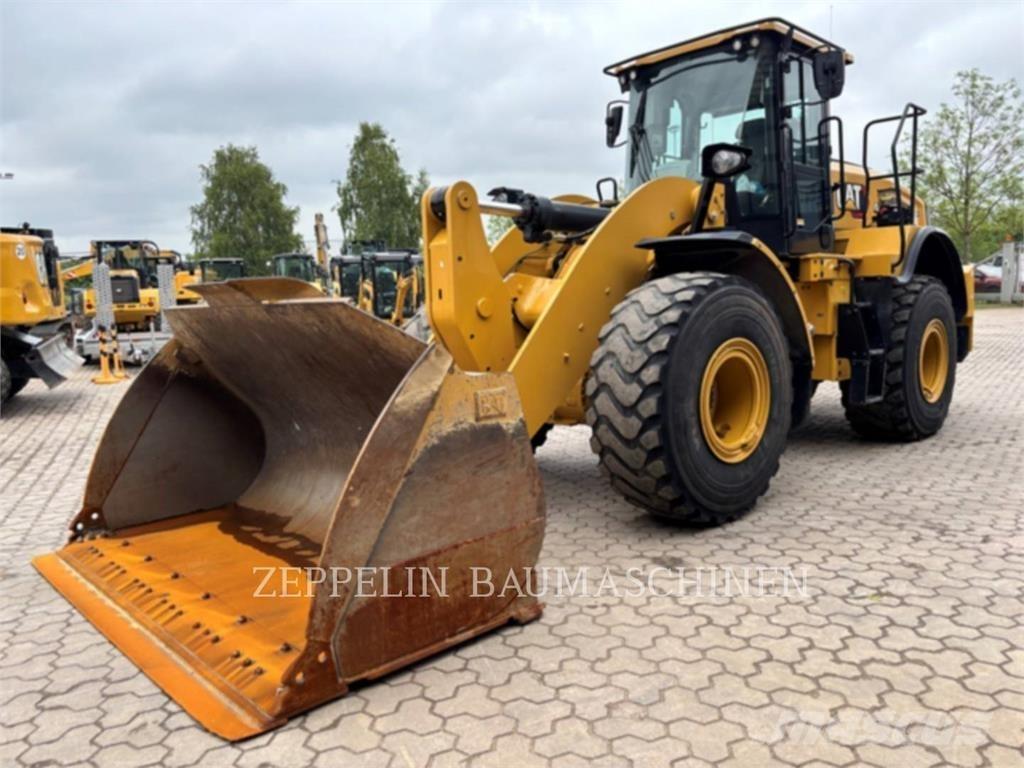 CAT 962M Chargeuse sur pneus