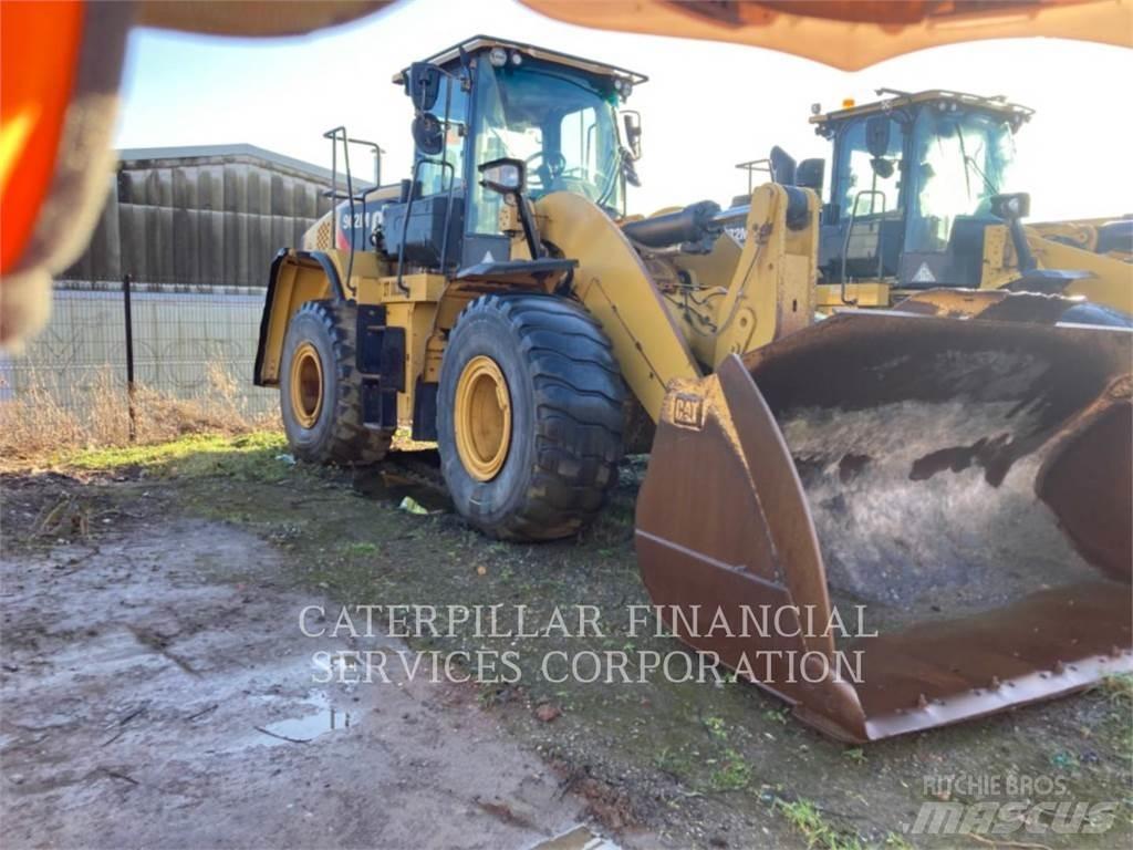 CAT 962M Chargeuse sur pneus