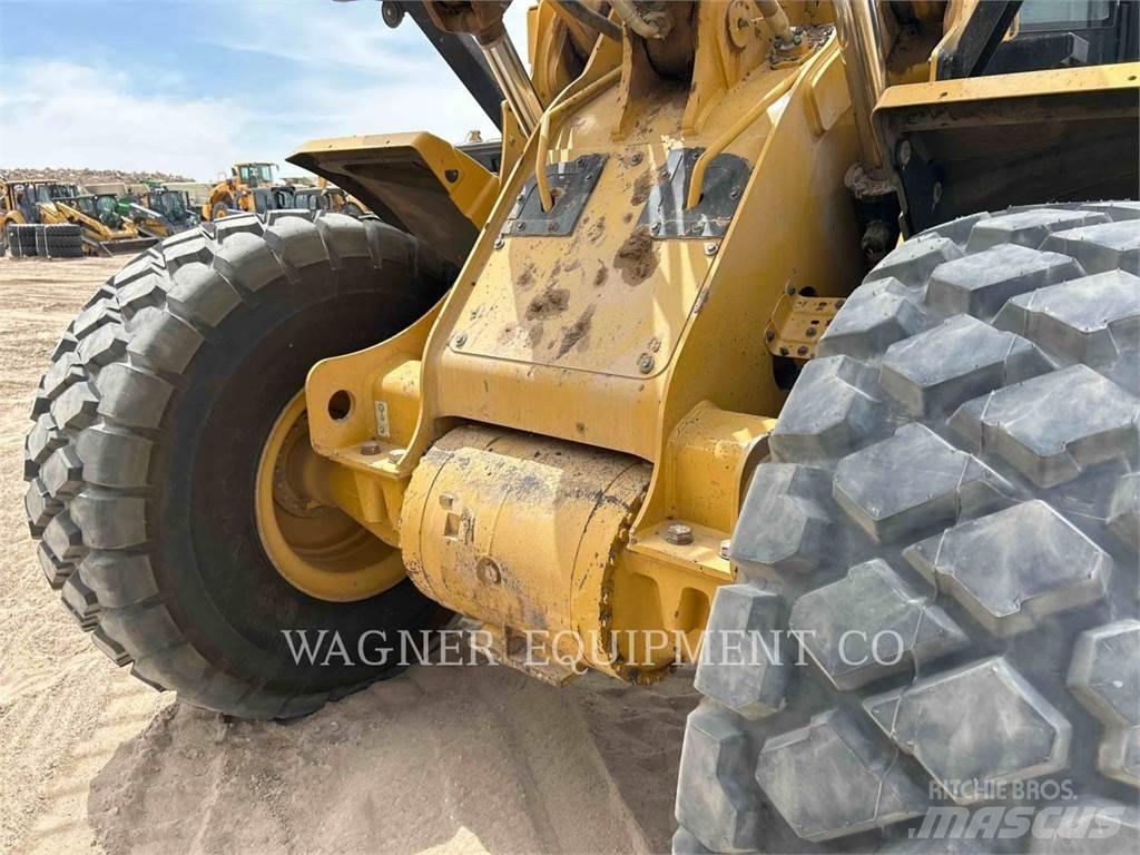 CAT 962M FC Chargeuse sur pneus