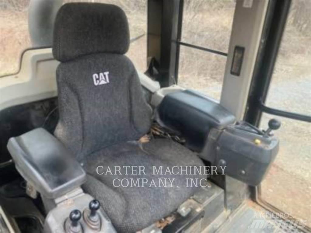 CAT 963K Chargeuse sur chenilles