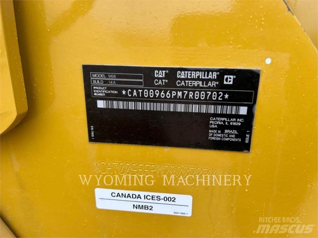 CAT 966 Chargeuse sur pneus