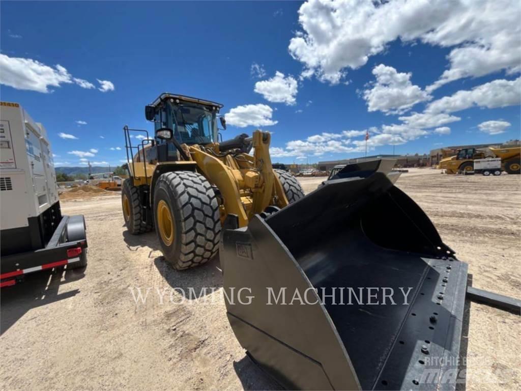 CAT 966 Chargeuse sur pneus