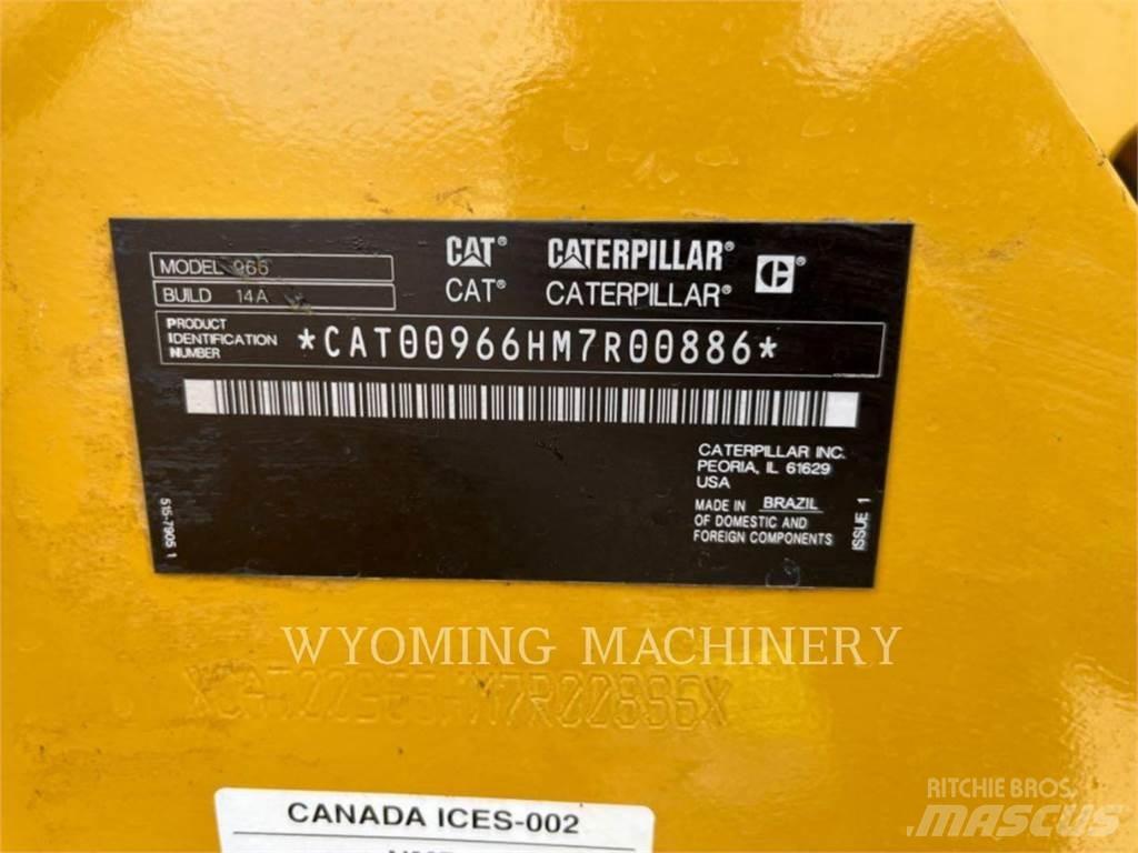 CAT 966 Chargeuse sur pneus