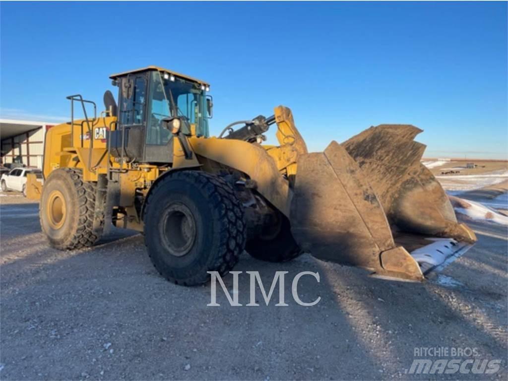 CAT 966 Chargeuse sur pneus