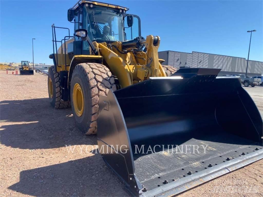 CAT 966 Chargeuse sur pneus