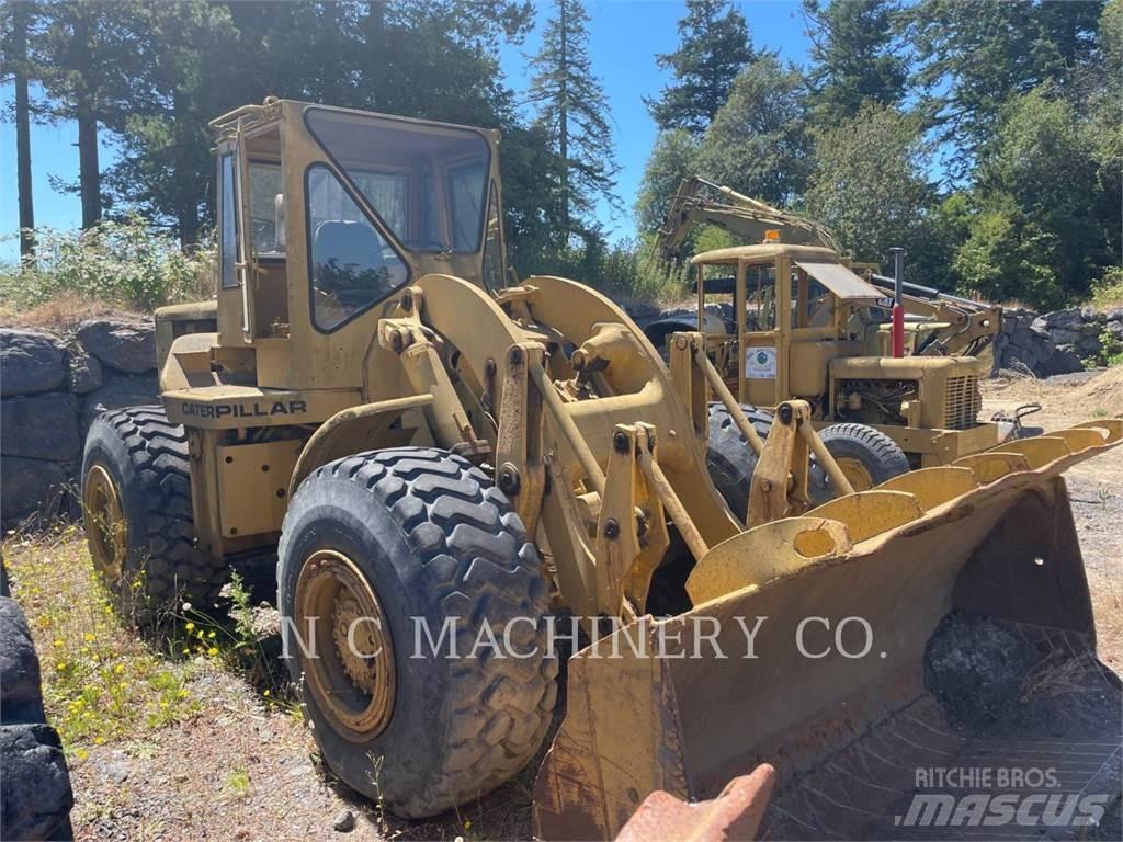 CAT 966B Chargeuse sur pneus