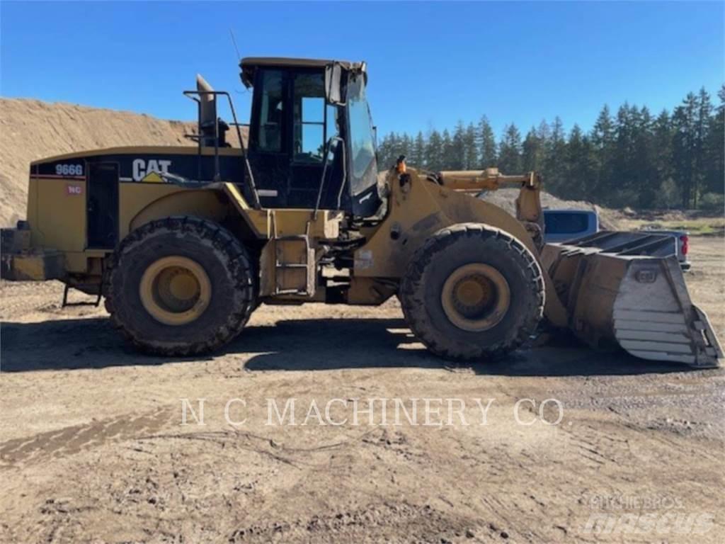 CAT 966G Chargeuse sur pneus
