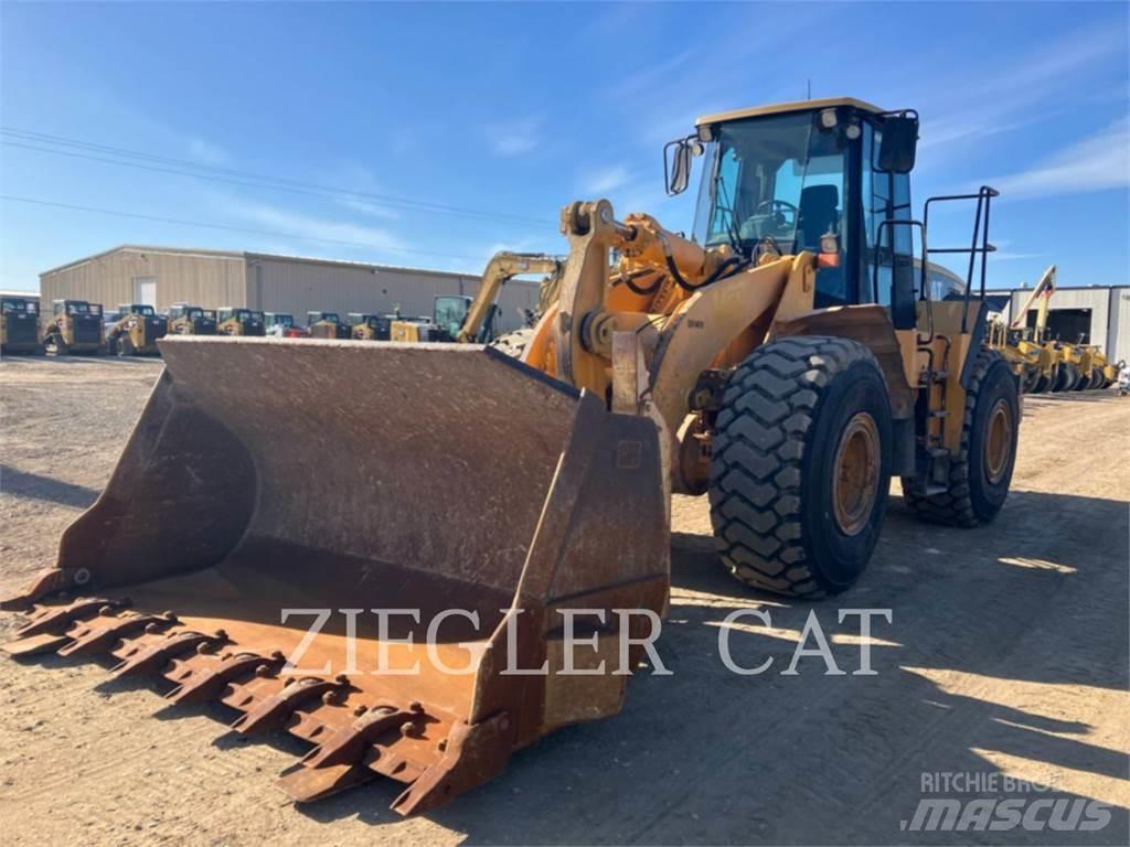 CAT 966G Chargeuse sur pneus