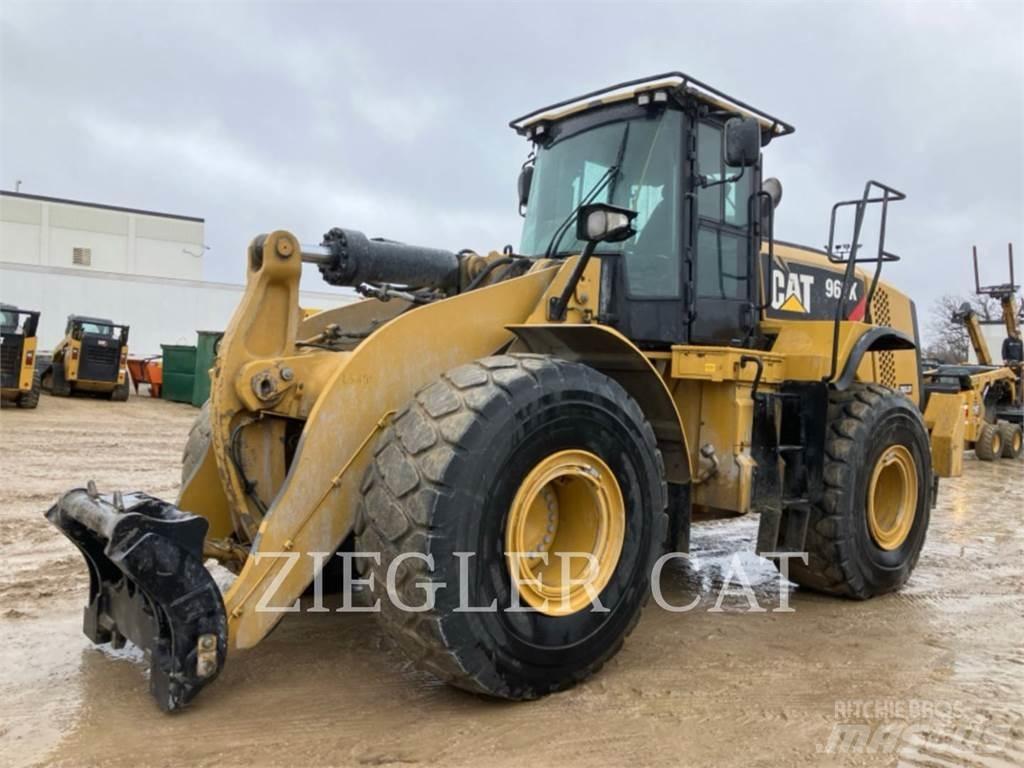 CAT 966K Chargeuse sur pneus
