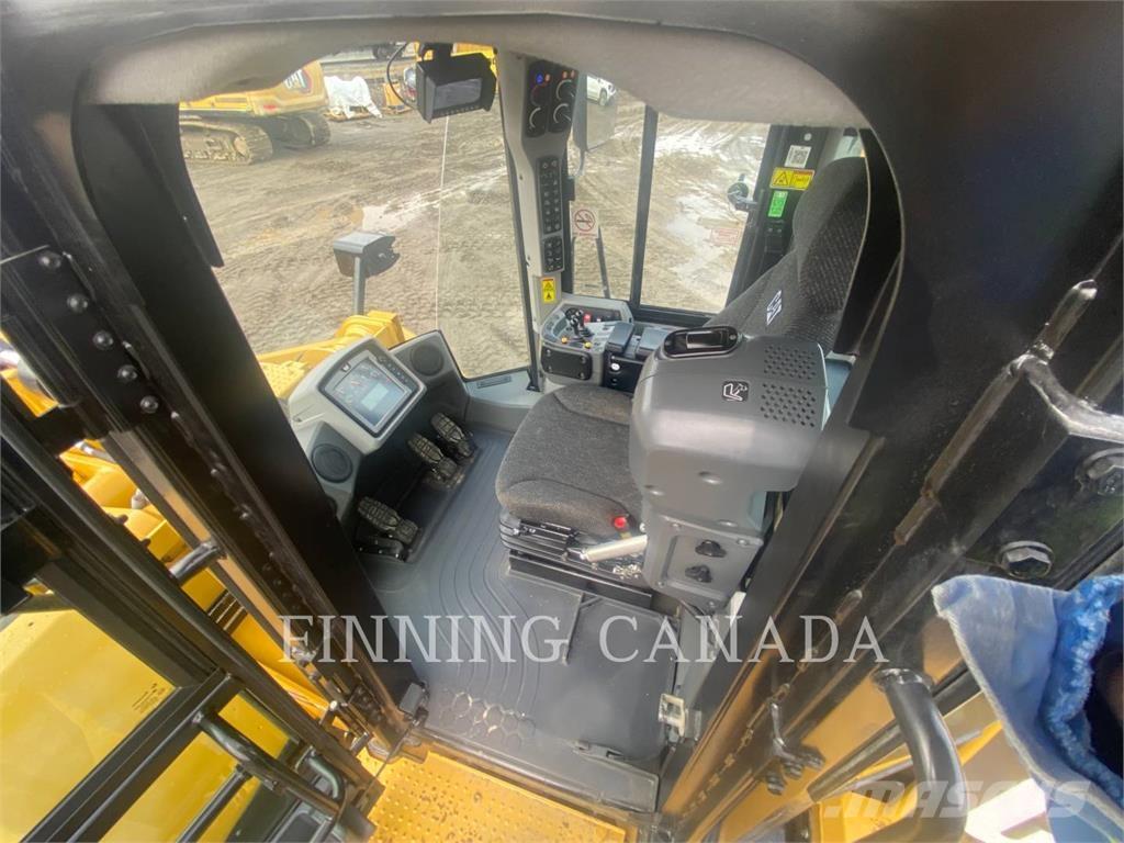 CAT 966K Chargeuse sur pneus