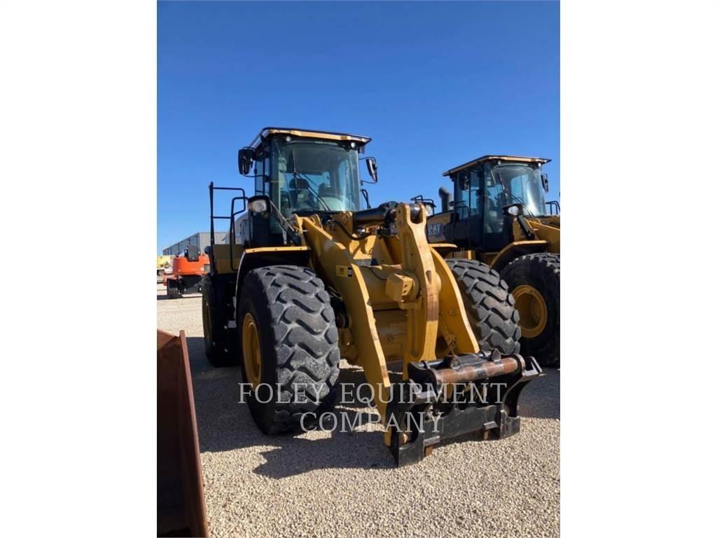 CAT 966M Chargeuse sur pneus