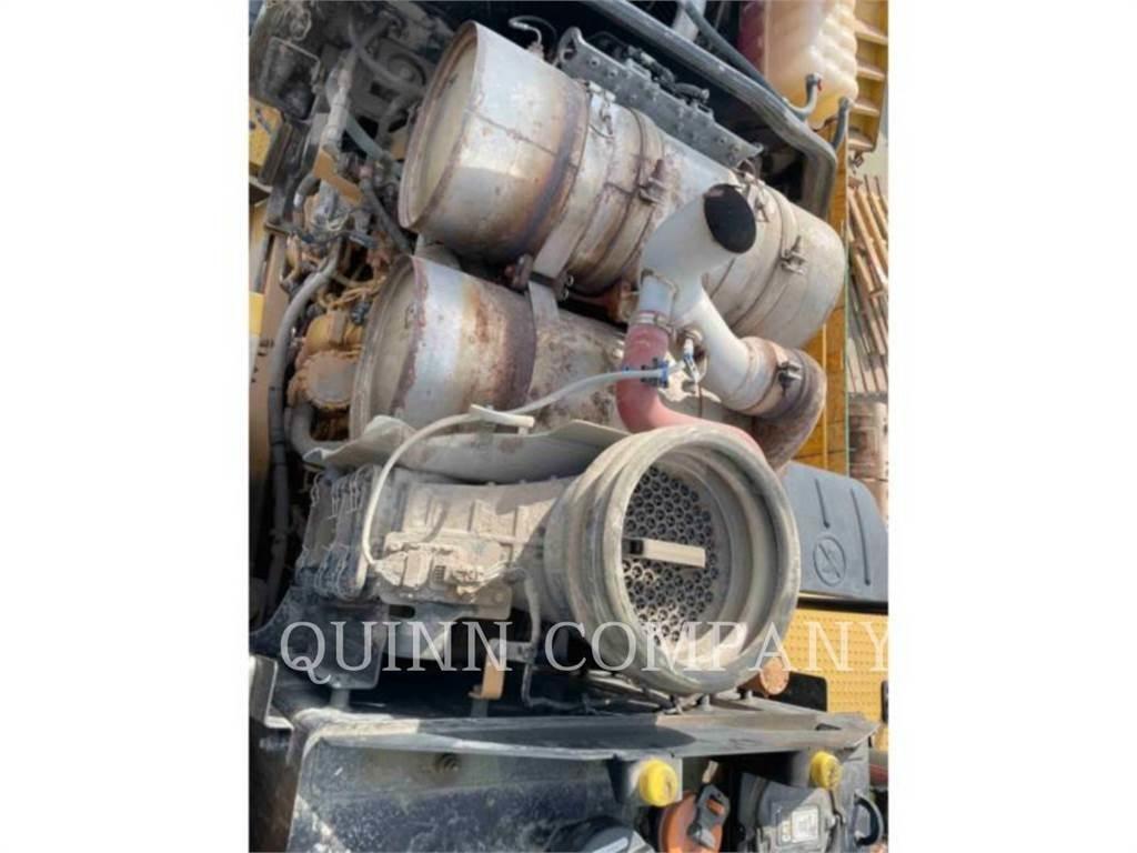 CAT 966M Chargeuse sur pneus