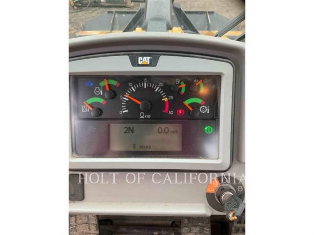 CAT 966M Chargeuse sur pneus