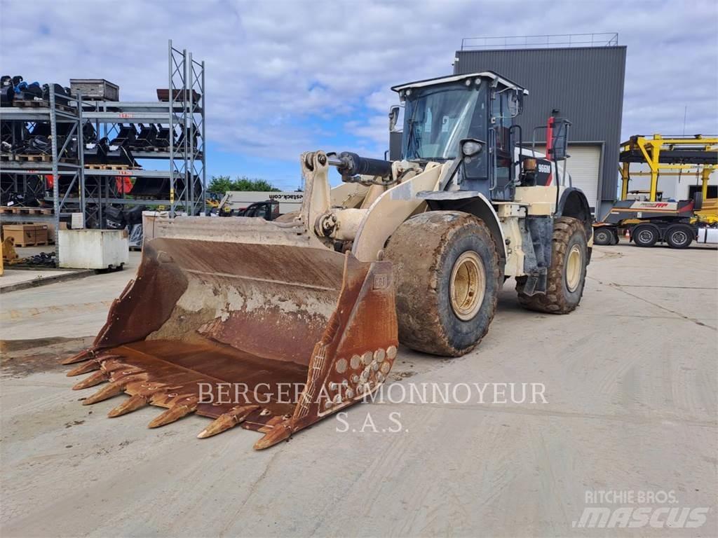 CAT 966M Chargeuse sur pneus