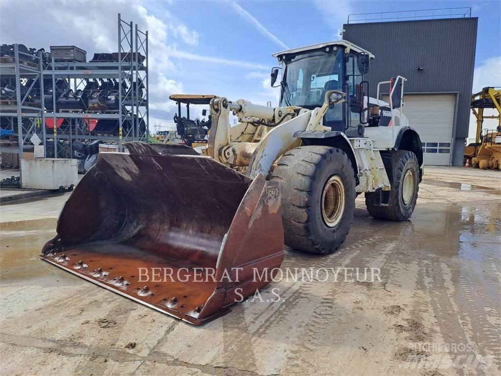 CAT 966M Chargeuse sur pneus