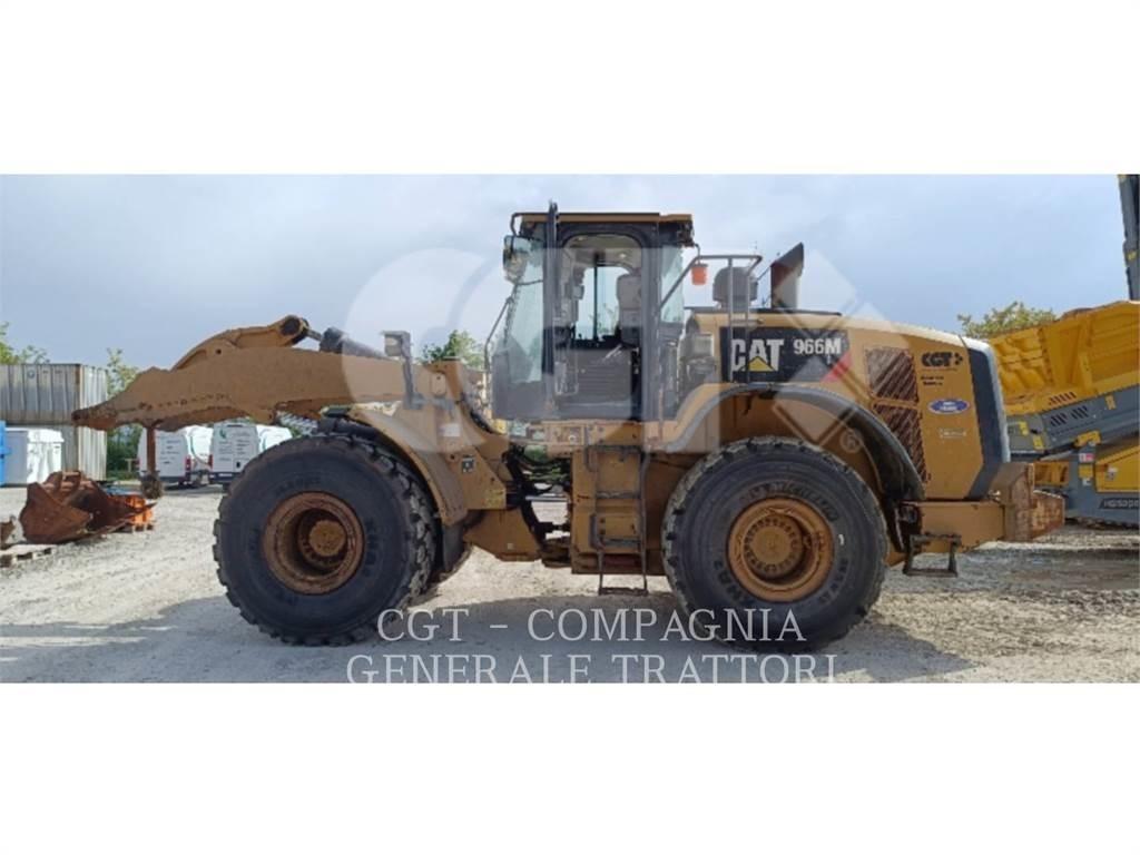 CAT 966M Chargeuse sur pneus