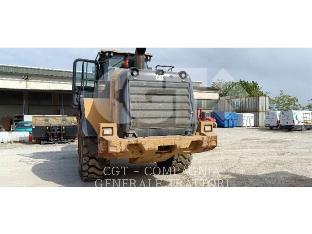 CAT 966M Chargeuse sur pneus