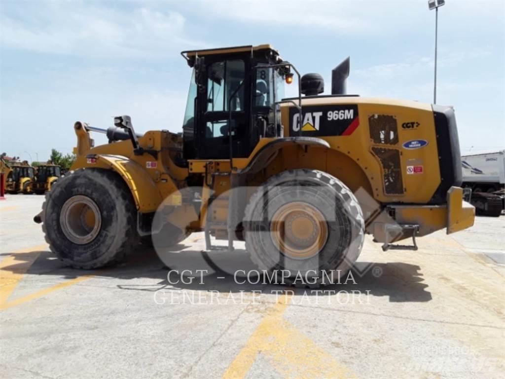 CAT 966M Chargeuse sur pneus