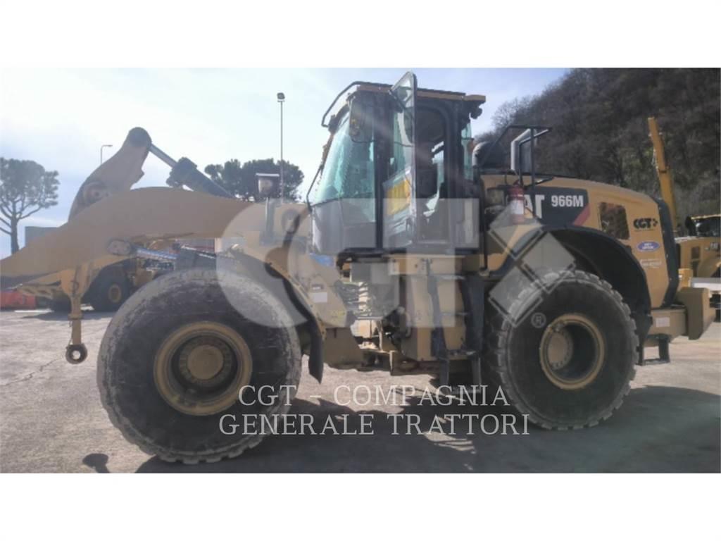 CAT 966M Chargeuse sur pneus