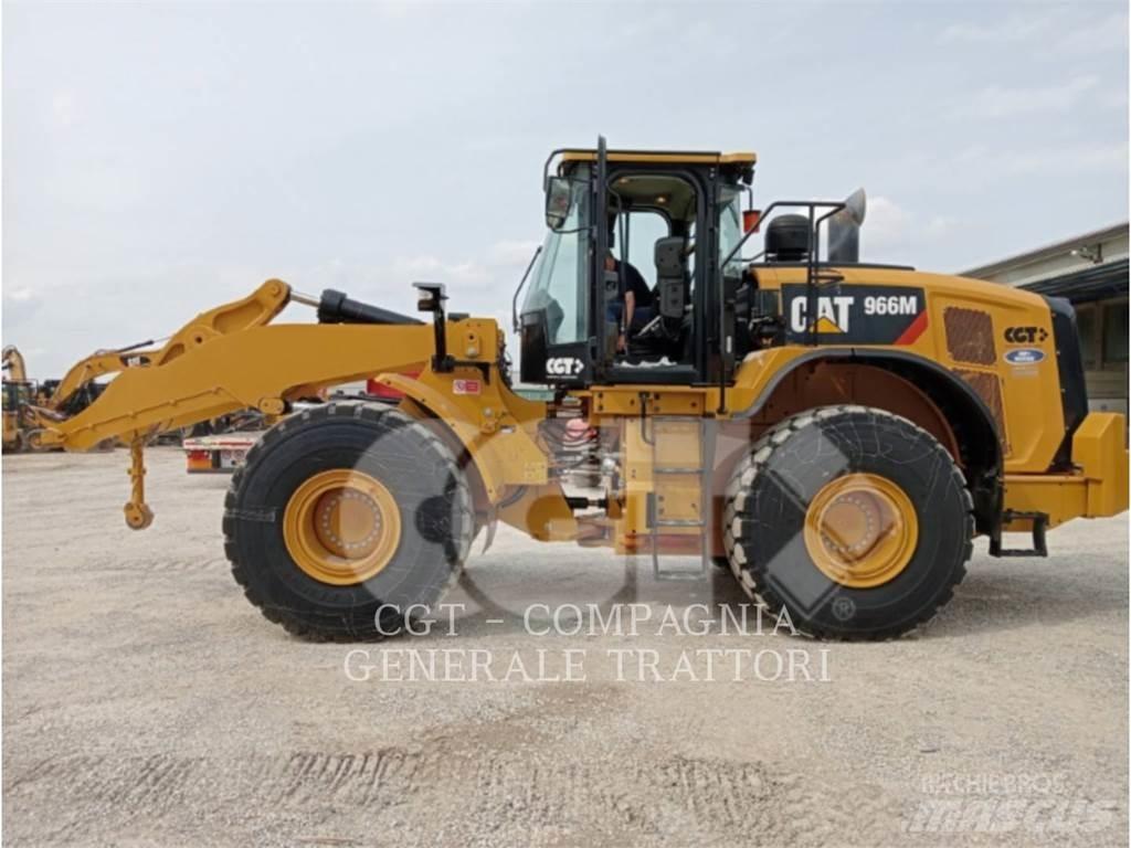 CAT 966M Chargeuse sur pneus