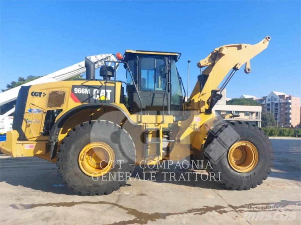 CAT 966M Chargeuse sur pneus