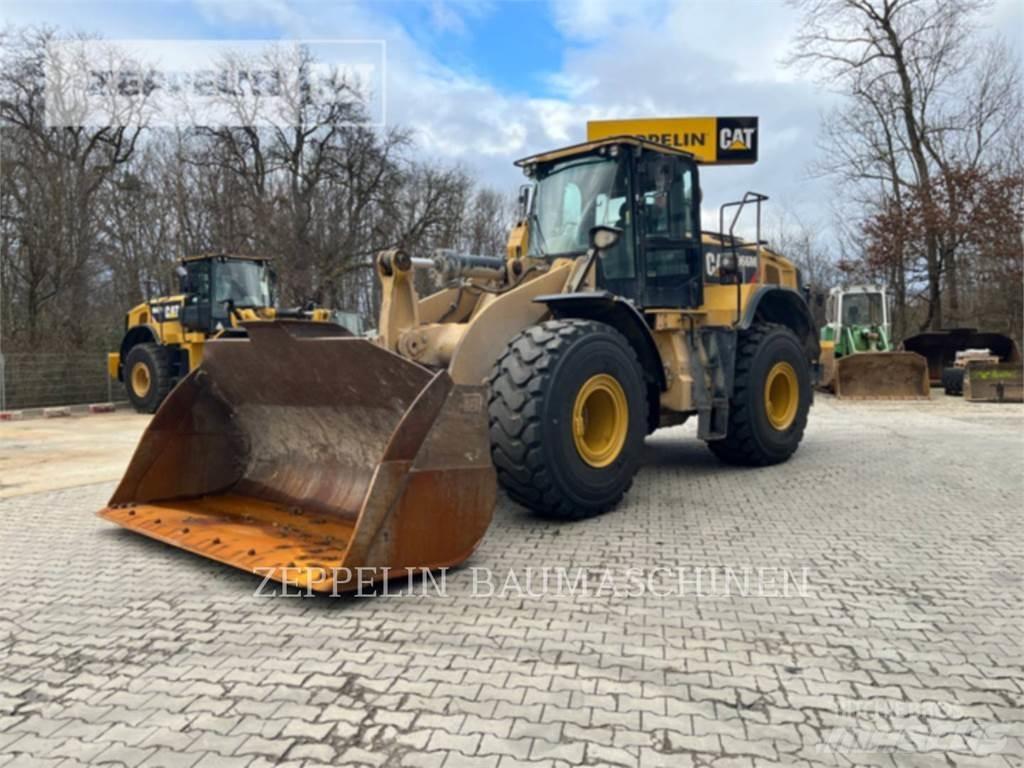 CAT 966M Chargeuse sur pneus