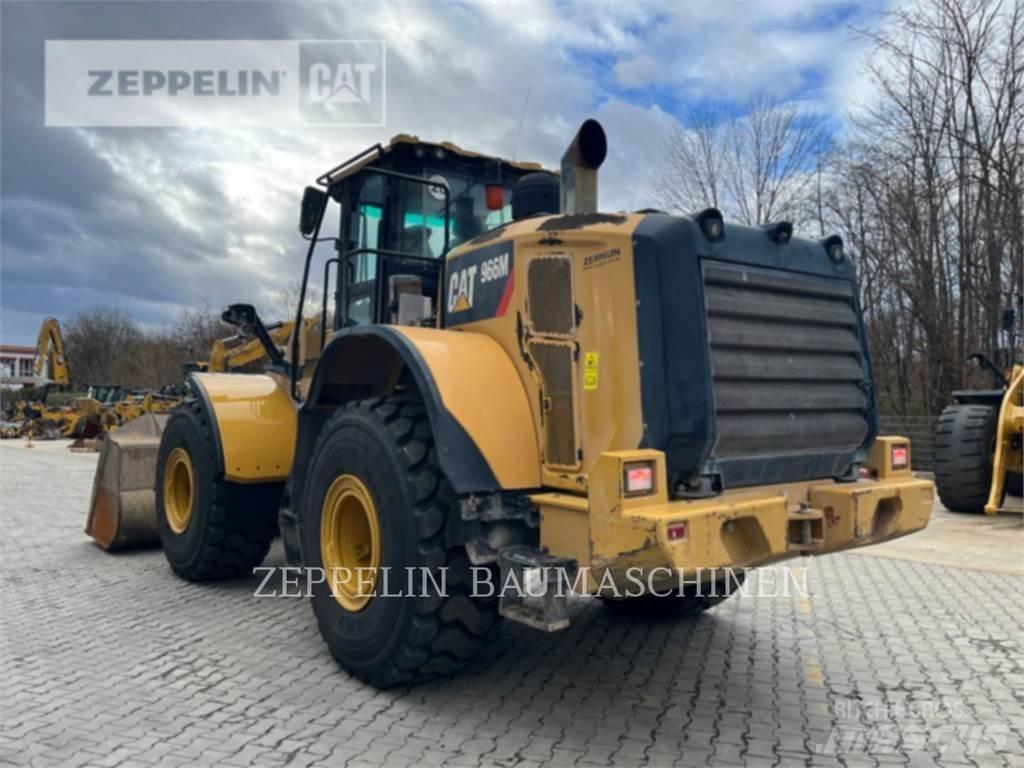 CAT 966M Chargeuse sur pneus