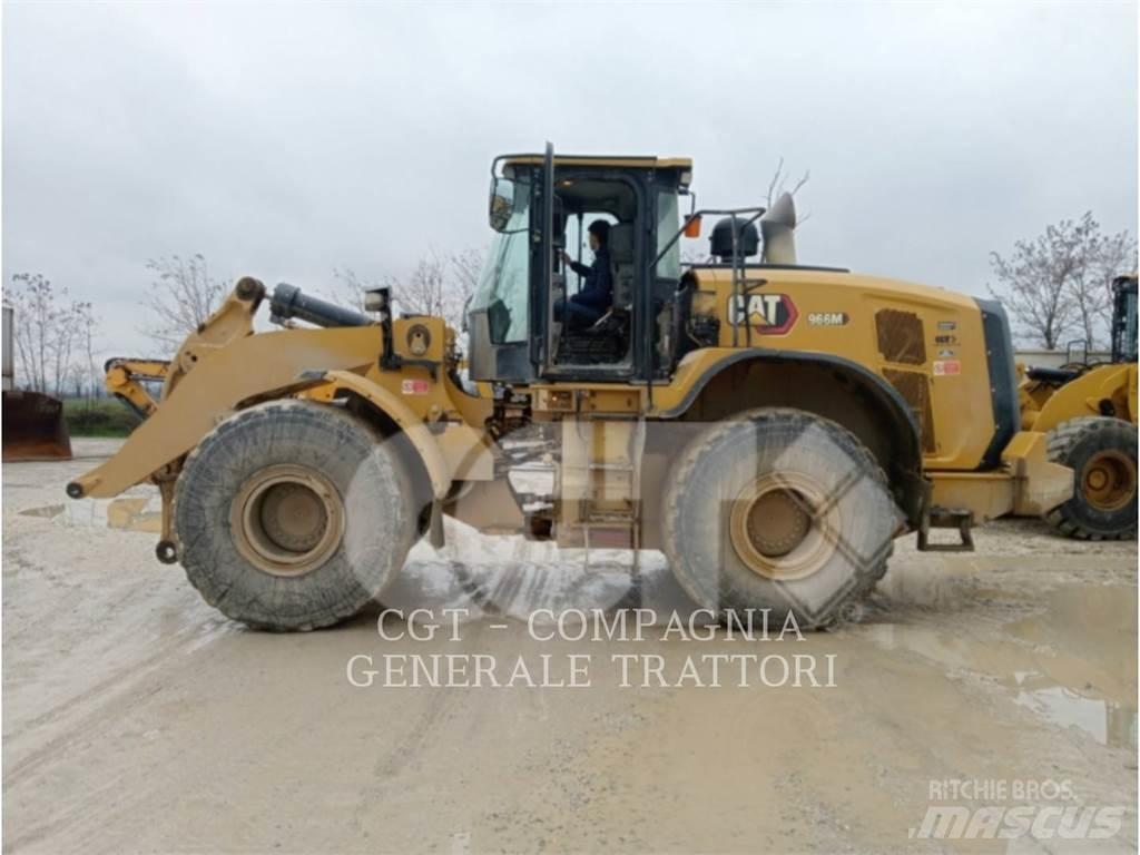 CAT 966M Chargeuse sur pneus