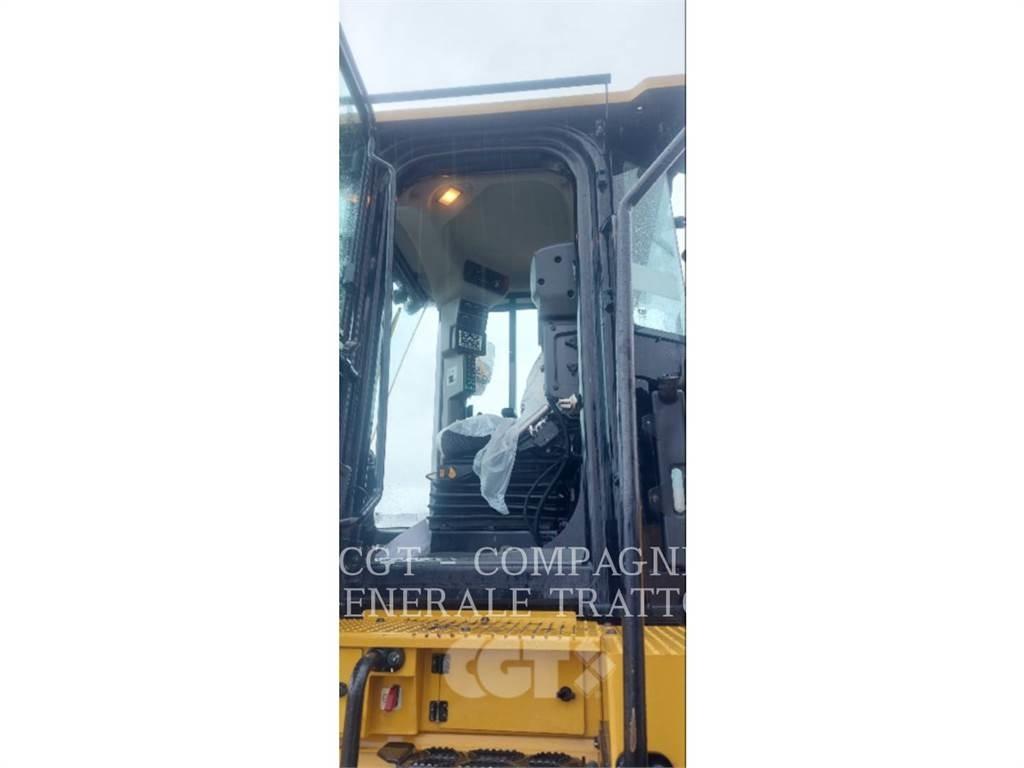 CAT 966M Chargeuse sur pneus